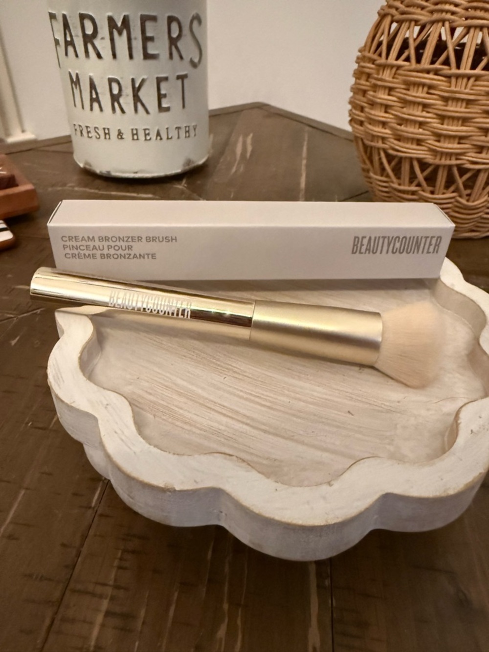 Beautycounter Gold Handle Cream-Tone Bronzer Brush